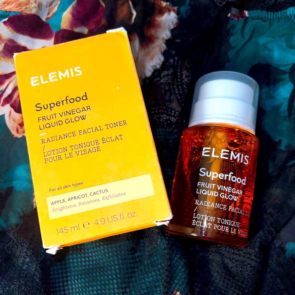 Elemis Super Food. Fruit Vinegar Liquid Glow.